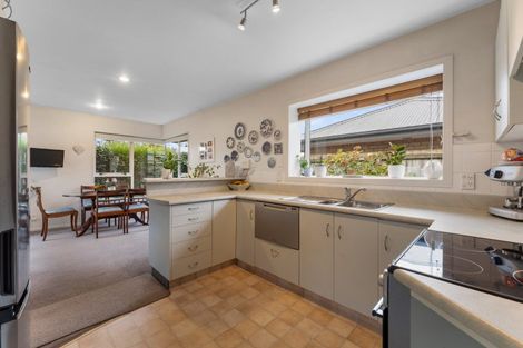 Photo of property in 20a Selwyn Street, Somerfield, Christchurch, 8024