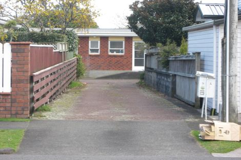 Photo of property in 2/9 George Street, Lower Vogeltown, New Plymouth, 4310