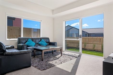 Photo of property in 10 Friesian Way, Papamoa, 3118