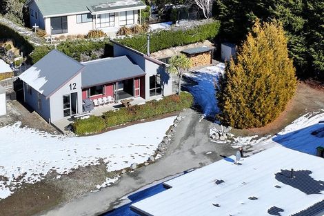Photo of property in 12 O'neill Place, Lake Tekapo, 7999