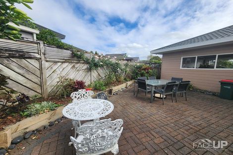 Photo of property in 26 Harbour Lights Close, West Harbour, Auckland, 0618