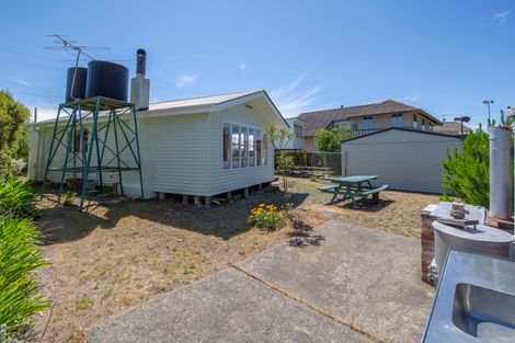 Photo of property in 39 Chamberlain Avenue, Amberley, 7481