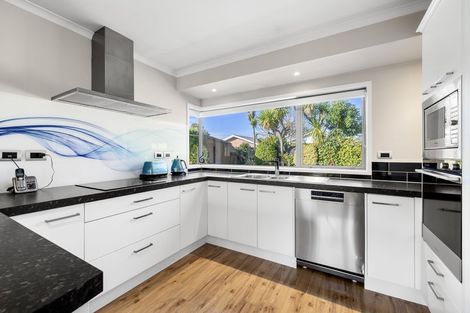 Photo of property in 320 Pages Road, Wainoni, Christchurch, 8061