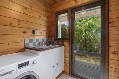 Photo of property in 22 Whitechapel Grove, Stokes Valley, Lower Hutt, 5019