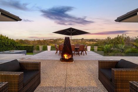 Photo of property in 466 Whitehills Road, Waitoki, Silverdale, 0994