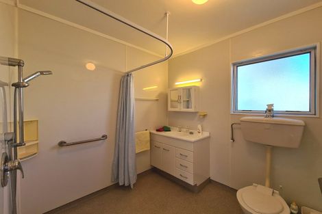 Photo of property in 1 Allman Drive, Coromandel, 3506