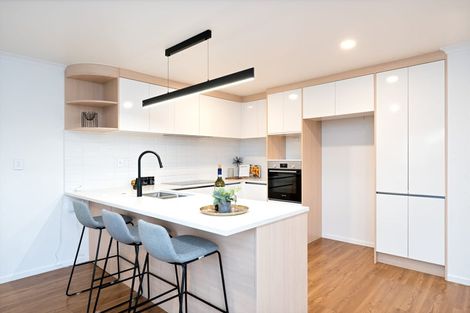 Photo of property in 36 Fleetwood Drive, Henderson, Auckland, 0612