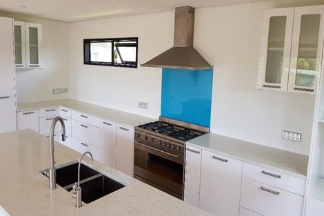 Photo of property in 870a Beach Road, Waiake, Auckland, 0630