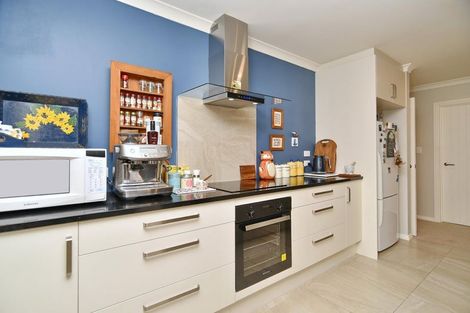 Photo of property in 88 Petries Road, Woodend, 7610