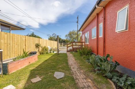 Photo of property in 57a Beach Road, Tahunanui, Nelson, 7011