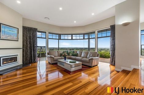 Photo of property in 39 Harry Dreadon Road, Opaheke, Papakura, 2584