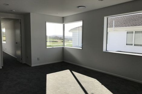 Photo of property in 18 Colonial Drive, Silverdale, 0932