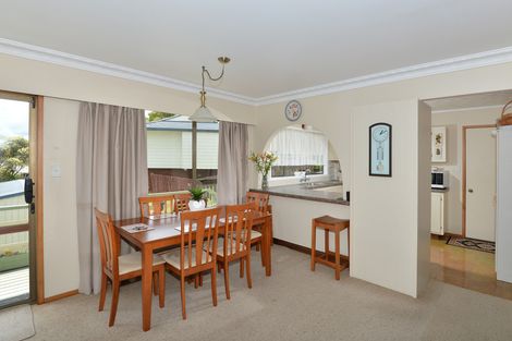 Photo of property in 52 Hilltop Avenue, Morningside, Whangarei, 0110