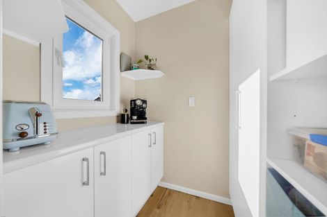 Photo of property in 107 Birkdale Road, Birkdale, Auckland, 0626