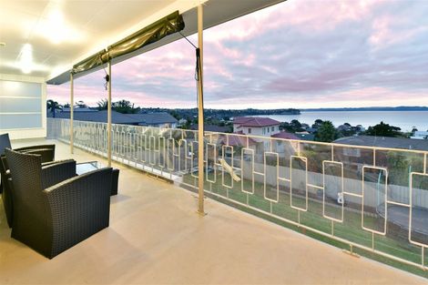 Photo of property in 972 Whangaparaoa Road, Manly, Whangaparaoa, 0930