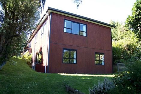 Photo of property in 33 Ironside Road, Johnsonville, Wellington, 6037