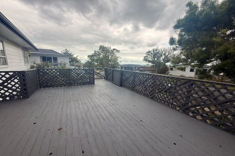 Photo of property in 58 Everglade Drive, Goodwood Heights, Auckland, 2105