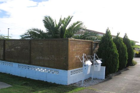 Photo of property in 1/694 Pakuranga Road, Howick, Auckland, 2010