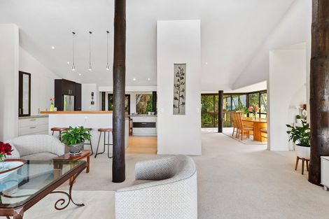 Photo of property in 14 Glenelg Road, Red Beach, 0932