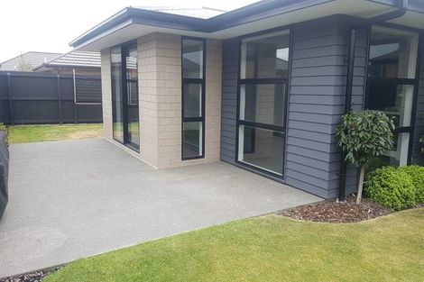 Photo of property in 22 Flint Road, Rolleston, 7614