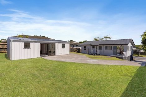 Photo of property in 86 Finlayson Avenue, Clendon Park, Auckland, 2103