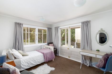 Photo of property in 12 Richmond Avenue, Nelson South, Nelson, 7010