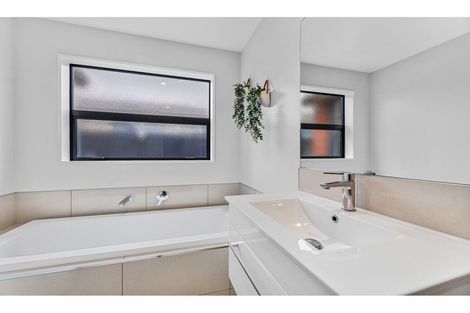 Photo of property in 8 Cleland Crescent, Kaiapoi, 7630