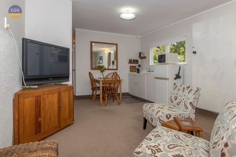 Photo of property in 13 Denholm Road, Hospital Hill, Napier, 4110