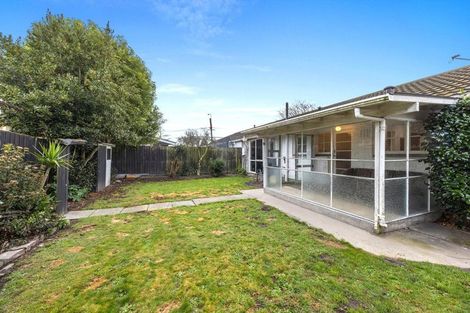 Photo of property in 281 Avonhead Road, Avonhead, Christchurch, 8042