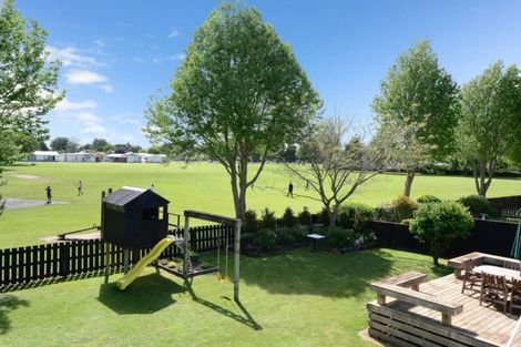 Photo of property in 145 Victoria Street, Cambridge, 3434