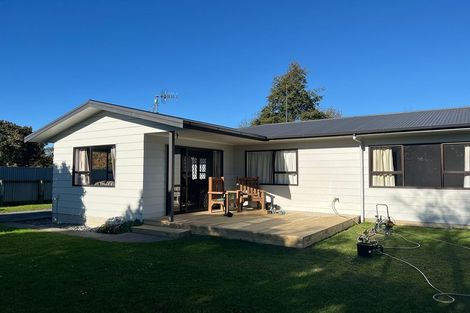 Photo of property in 1 Perry Crescent, Greenmeadows, Napier, 4112
