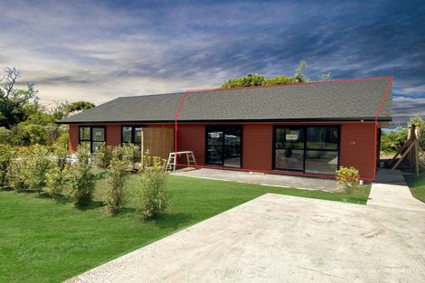 Photo of property in 12 Winnie Close, Acacia Bay, Taupo, 3330