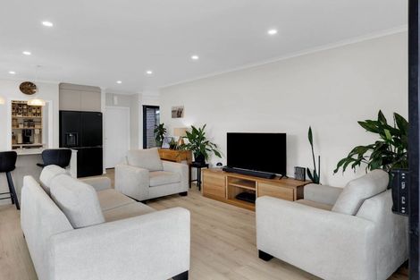 Photo of property in 26 Rose Leigh Drive, Cambridge, 3434