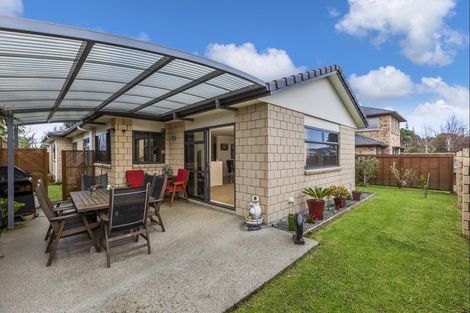 Photo of property in 28 Riverside Road, Orewa, 0931