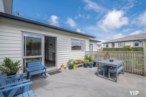 Photo of property in 229 Mark Avenue, Grenada Village, Wellington, 6037