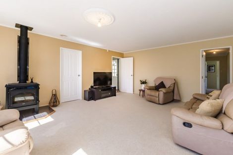 Photo of property in 34 Greenaway Road, Waikanae, 5036