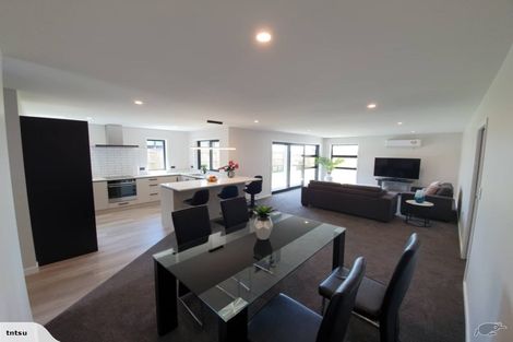 Photo of property in 39 Barry Curtis Place, Levin, 5510