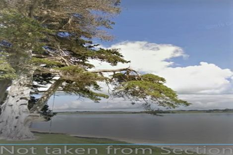 Photo of property in 26 Oxford Street, Whakapirau, 0583