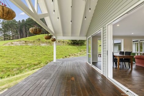 Photo of property in 974 Ohariu Valley Road, Ohariu, Wellington, 6037