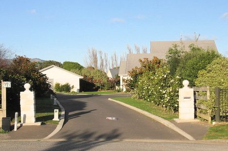 Photo of property in 7 Westpeak Way, Otaki, 5512