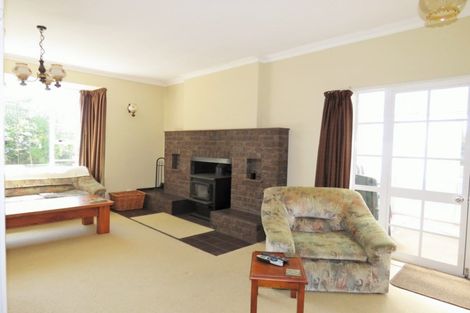 Photo of property in 54 Waihou Road, Levin, 5571
