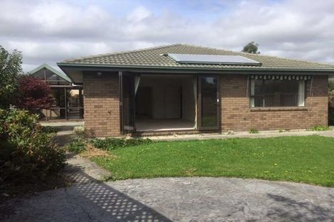 Photo of property in 15 Thistledown Place, Woolston, Christchurch, 8062