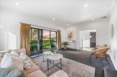 Photo of property in 7 Bannings Way, Hobsonville, Auckland, 0618