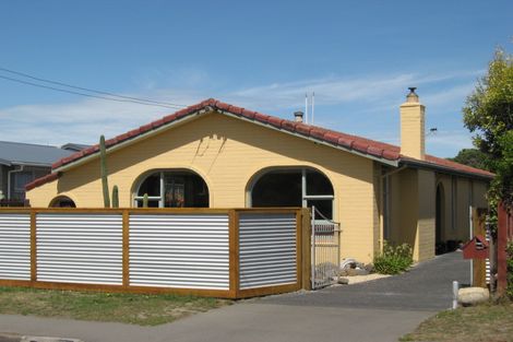 Photo of property in 535 Marine Parade, South New Brighton, Christchurch, 8062