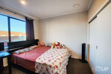 Photo of property in 3/7 Uku Lane, Hobsonville, Auckland, 0616