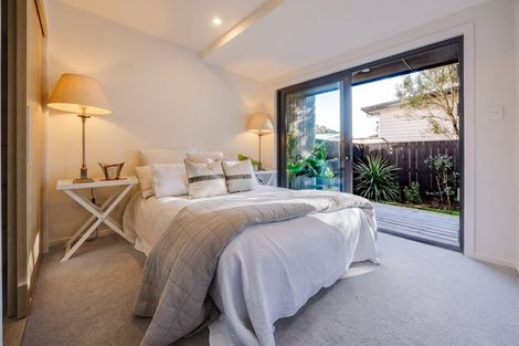 Photo of property in 10 Kaaramuramu Lane, Mangere Bridge, Auckland, 2022