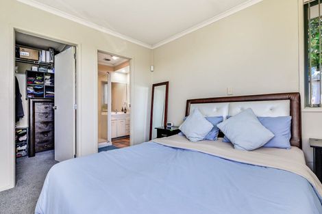 Photo of property in 19 Nobleman Place, Hamilton East, Hamilton, 3216