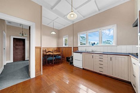 Photo of property in 375 Whitford Road, Whitford, Howick, 2571