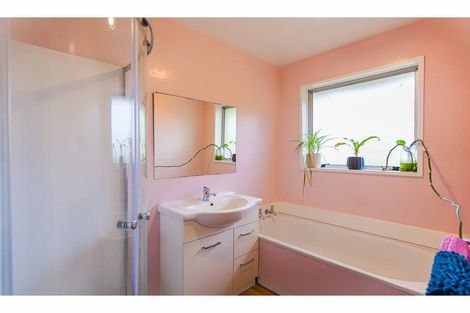 Photo of property in 1/17 Kuaka Crescent, Bromley, Christchurch, 8062