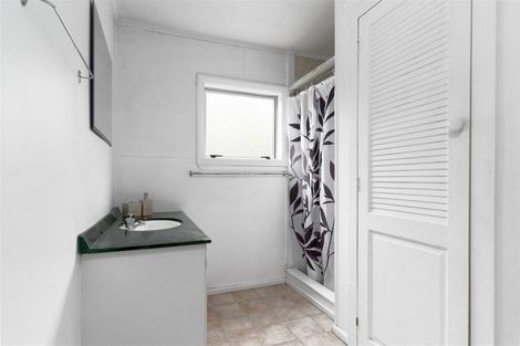 Photo of property in 123b Colombo Road, Waiuku, 2123